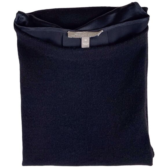 Neiman Marcus Cashmere Silk Boxy Sweater Black Medium Minimalist Luxe EUC - Picture 16 of 16